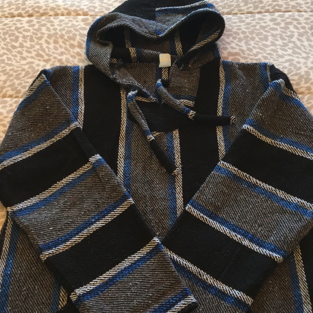 BAJA Hoodie Large👣🌊🏖